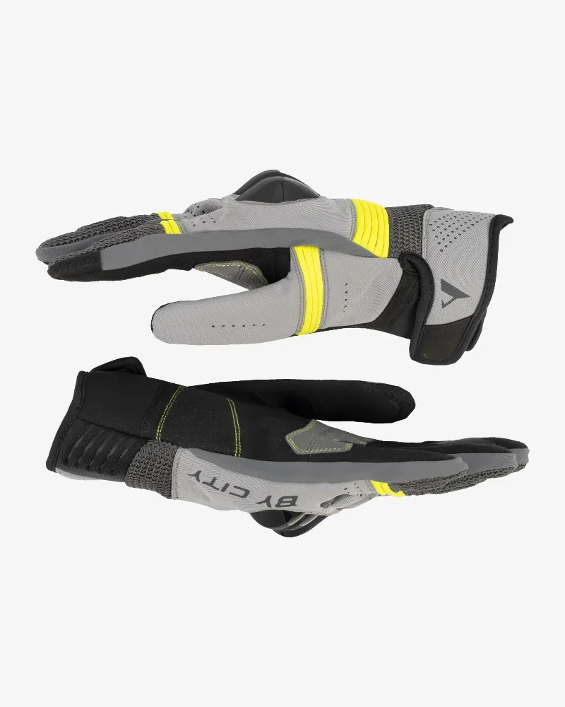 Gloves_Cali_grey_04.webp