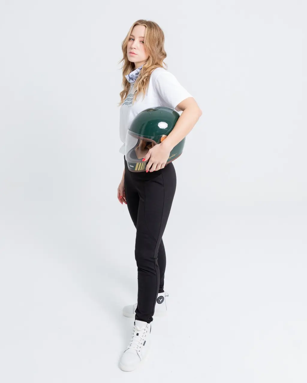 Trouser_Legging_Lady_Black_8 en tamaño grande.webp