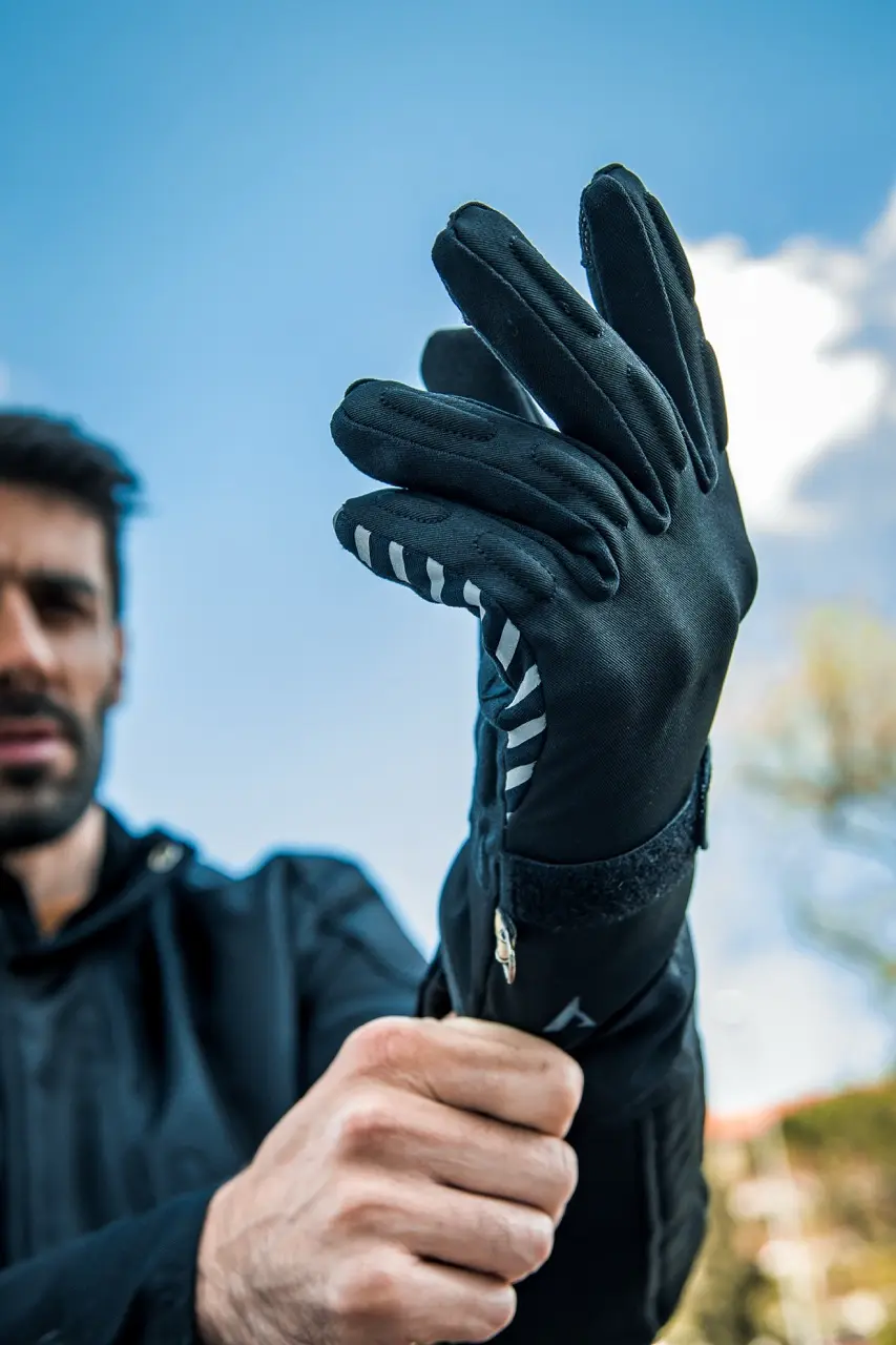 Gloves_Portland_II_Man_Black_2 en tamaño grande.webp
