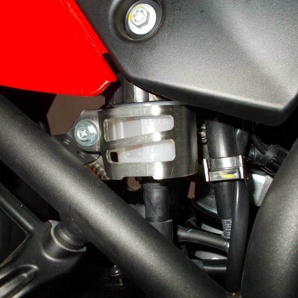 Protector Deposito Liq. Freno Crosspro Yamaha Tenere 20-24 / Rally 21-24 / W.raid 22-25