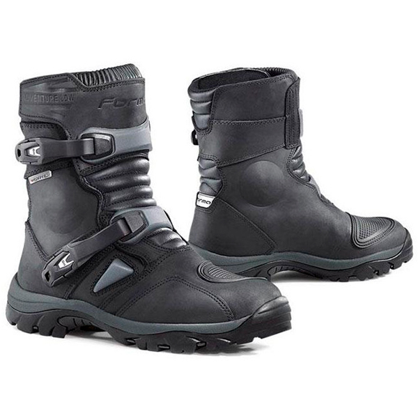 Bota Forma Adventure Low Dry negro